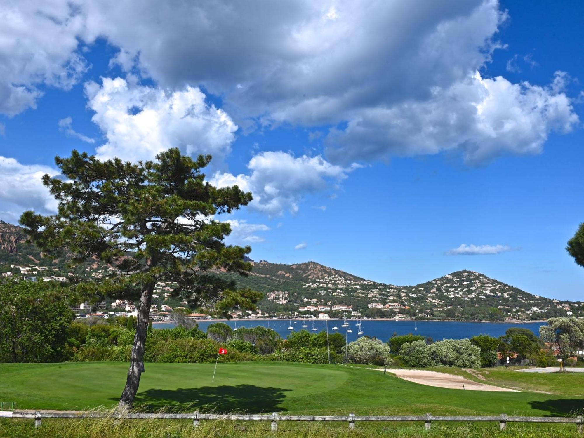 Apartment Village Cap Esterel - Les Bastides-6 By Interhome Saint-Raphaël Exterior foto